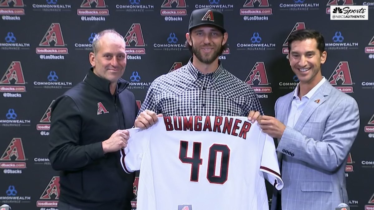 D-backs' Bumgarner back on mound