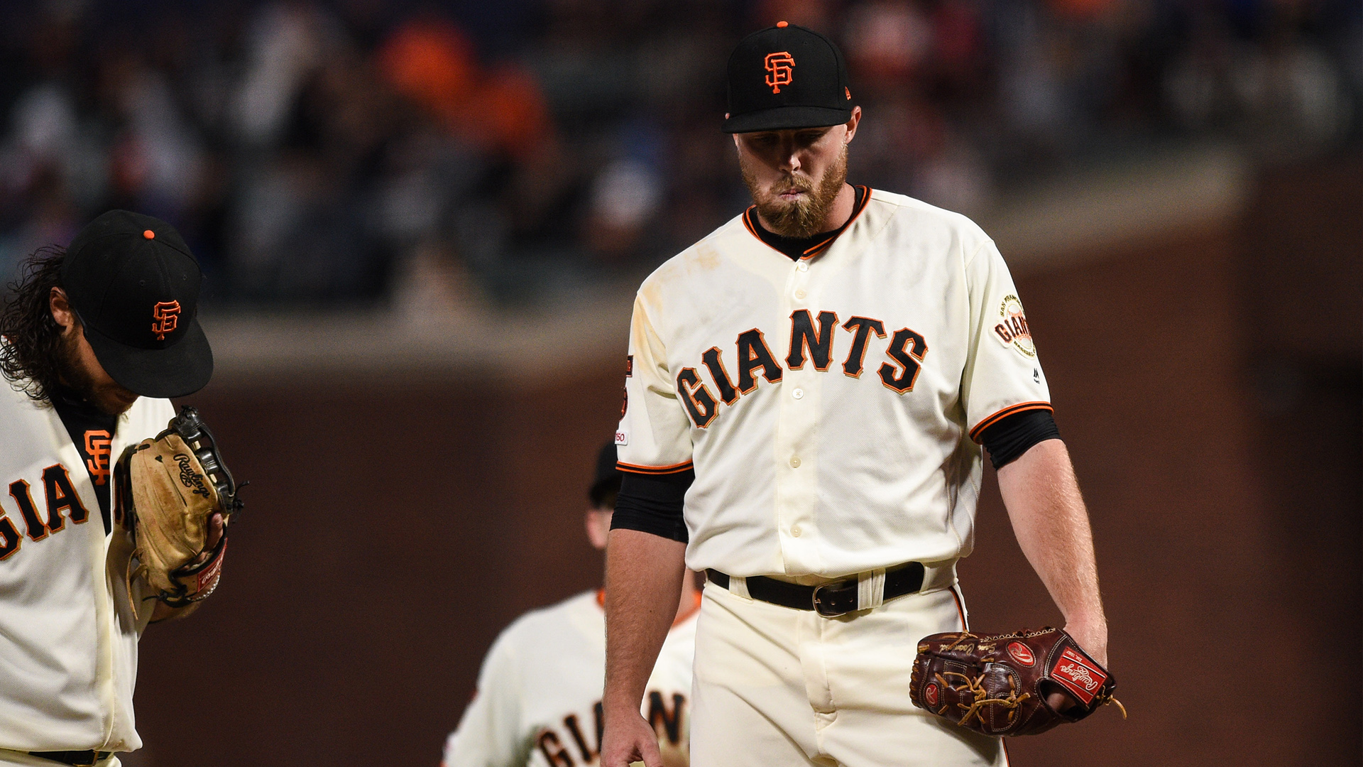 Sam Coonrod of the San Francisco Giants talks with Sam Coonrod on the  News Photo - Getty Images