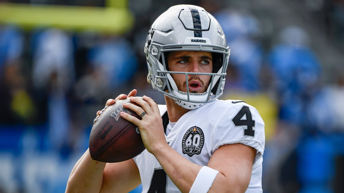 Tafur: Raiders won't get anything back for Derek Carr … and that's