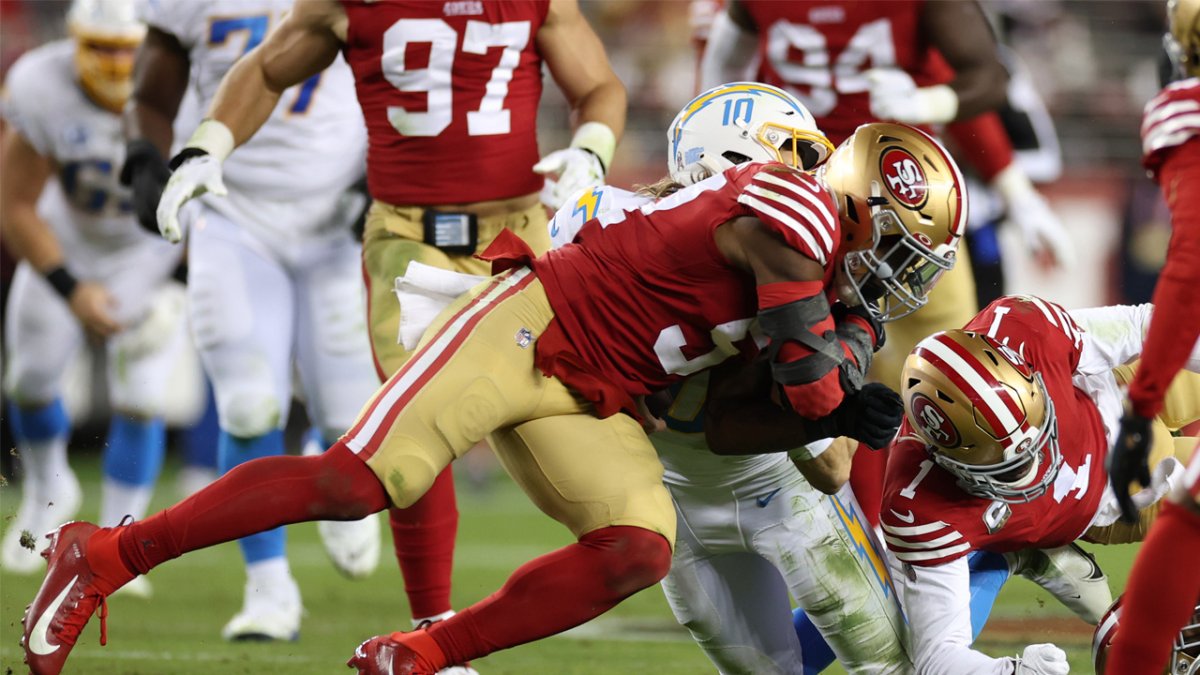 49ers' Kyle Shanahan baffled by Dre Greenlaw ejection - 'Blew my