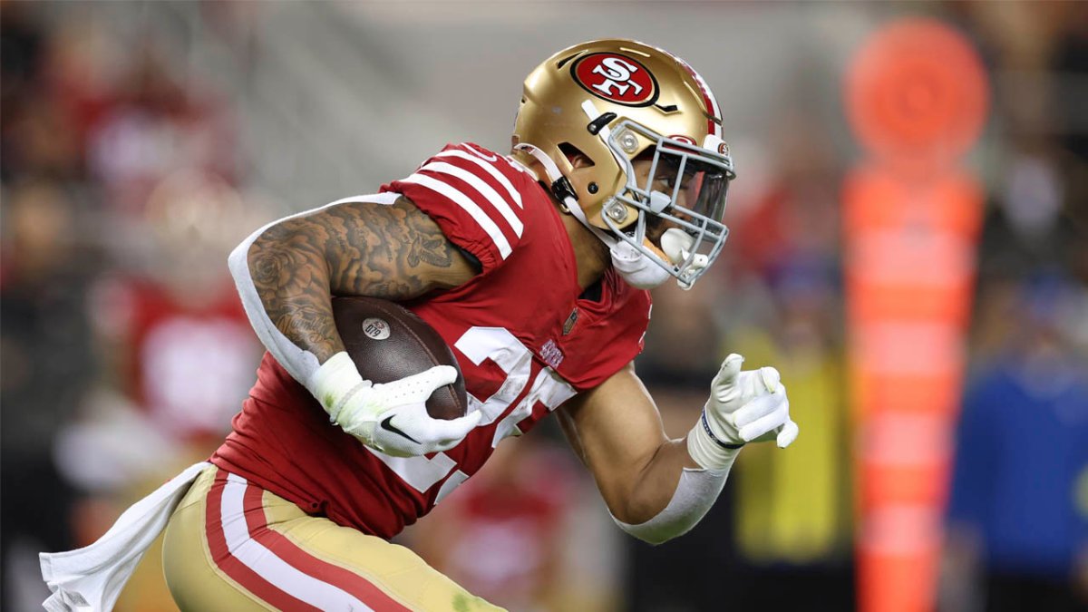 49ers news: 4 Winners and 2 losers from Sunday night's win against the  Chargers: Welcome back, Elijah Mitchell - Niners Nation