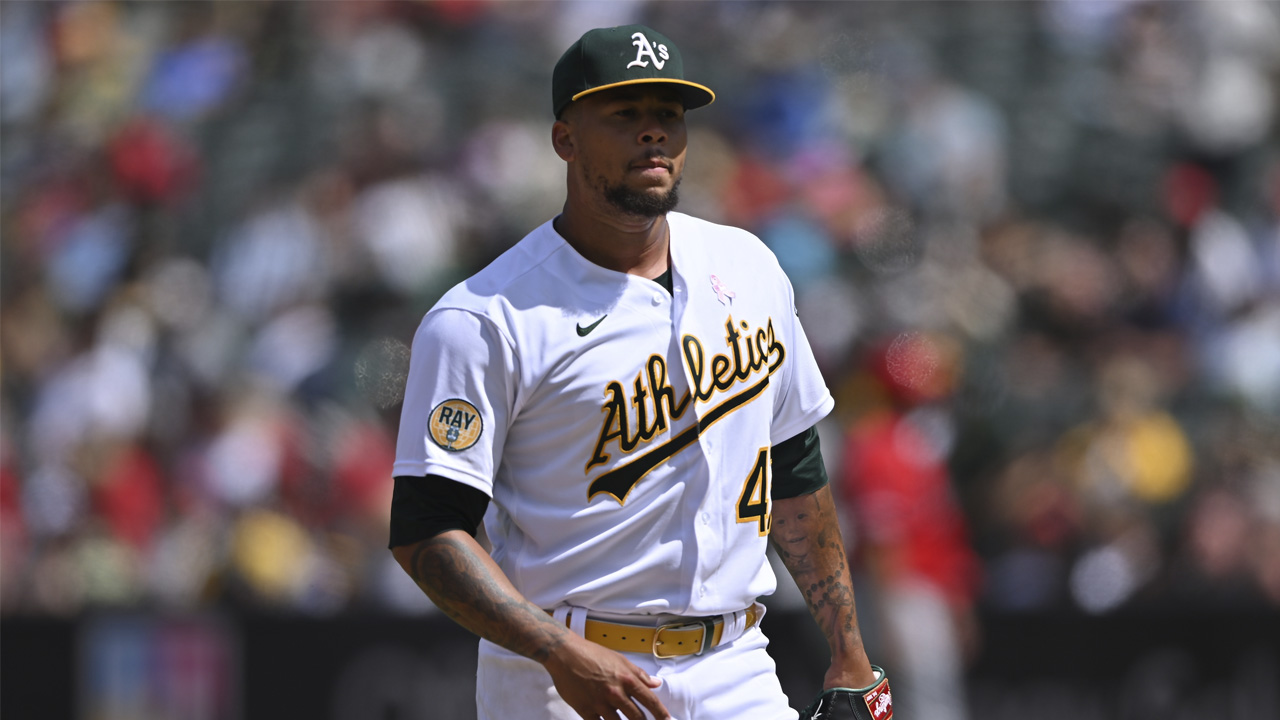 A's trade Frankie Montas, Lou Trivino to Yankees for prospects