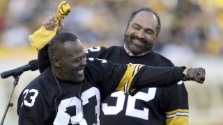 This Is Us' Fans Have Theories About Franco Harris and the Immaculate  Reception