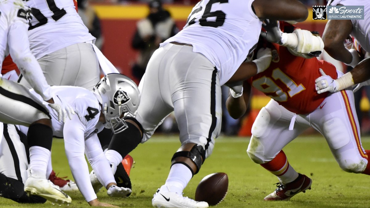 Raiders play desperate, almost upset Kansas City Chiefs