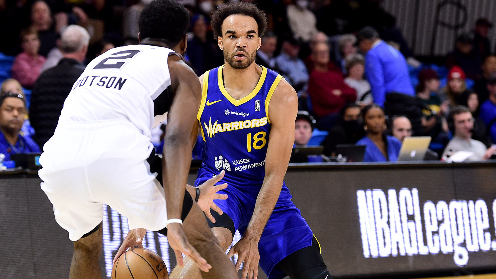 Warriors add guard Jerome Robinson to camp mix on two-way contract