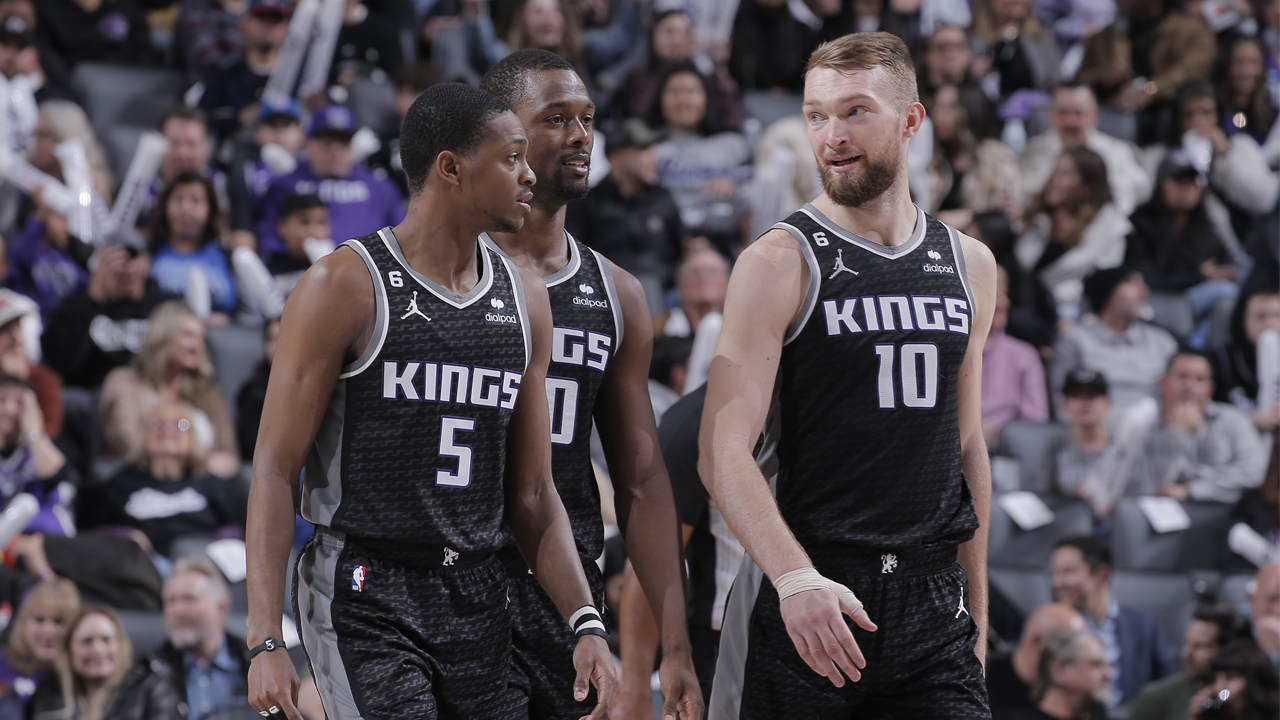 Hawks, Huerter make clutch plays in crucial win over Kings