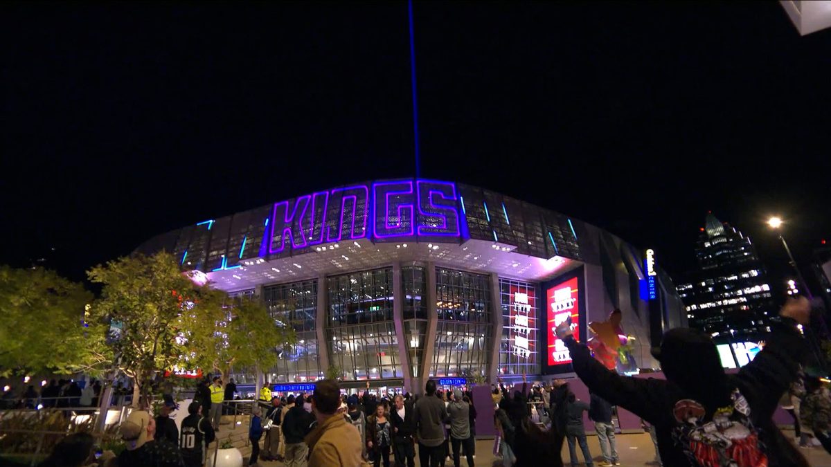 Live @ the NBA Draft 2022 Golden One Center watch party with