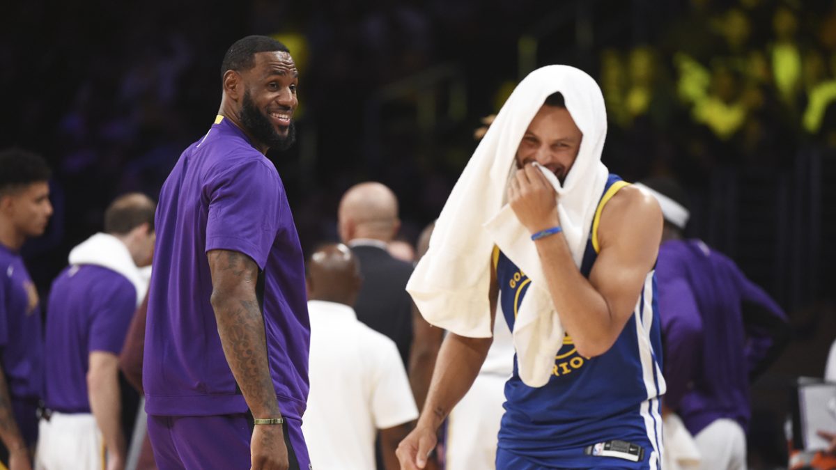 Steph Curry Offers One-word Description Of LeBron James Relationship ...