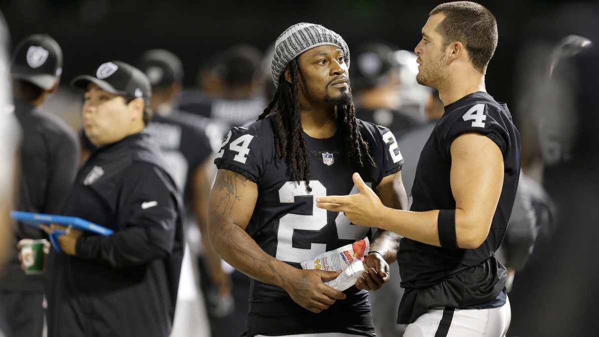 Raiders' Derek Carr: Marshawn Lynch's return 'a good thing for