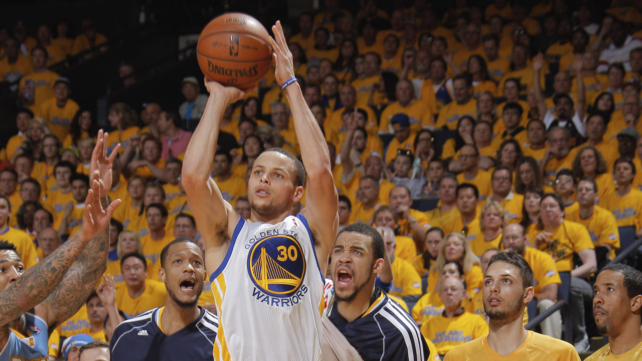 I don't know how this guy makes this shot! - Stephen Curry knocks