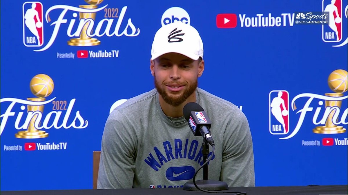 Steph Curry trolls Boston bar with Ayesha Curry Can Cook Shirts