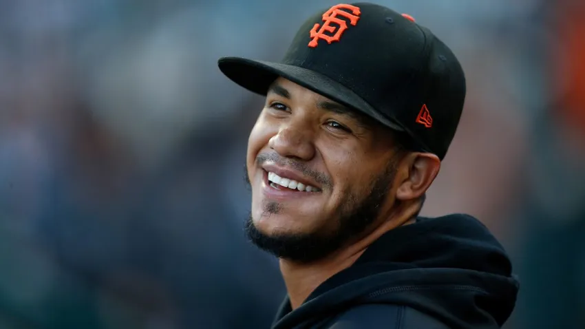 SAN FRANCISCO, CALIFORNIA – AUGUST 17: Thairo Estrada #39 of the San Francisco Giants looks on before the game against the Arizona Diamondbacks at Oracle Park on August 17, 2022 in San Francisco, California. (Photo by Lachlan Cunningham/Getty Images)