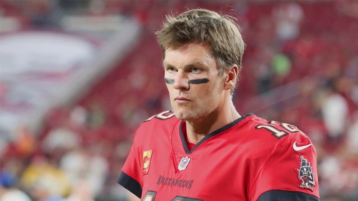 Bucs' Brady got 100 tickets for family and friends for 49ers game