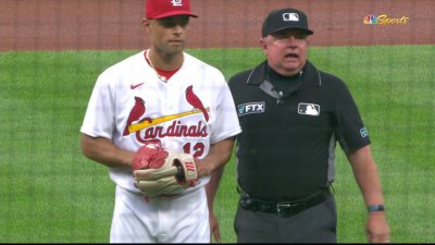 Umpire forces Jordan Hicks to swap glove before Giants-Cardinals game – NBC  Sports Bay Area & California