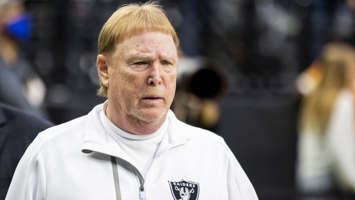 Raiders owner Mark Davis voices commitment to Las Vegas