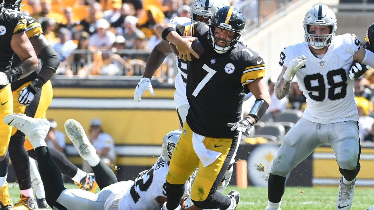 Mike Tomlin: Ben Roethlisberger has pec injury, cautions Steelers 'better  be ready to be adjustable'