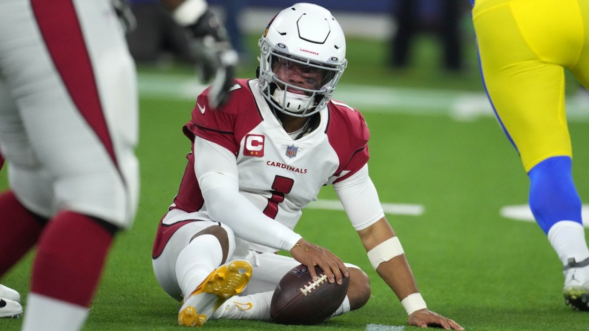 Kyler Murray not expected to play for Cardinals without new contract