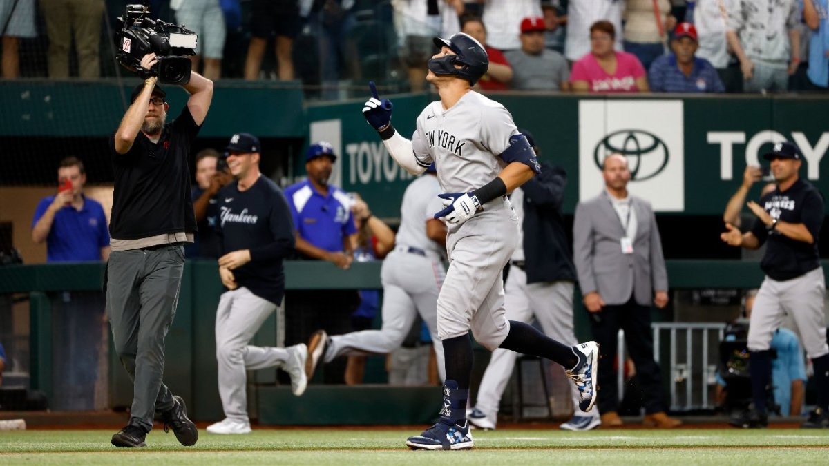 Aaron Judge Blasts 62nd Home Run, Sets Yankees, A.L. Record!