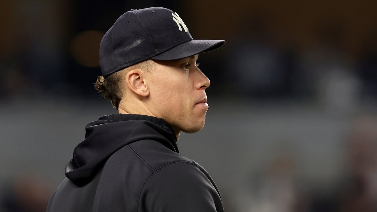 Aaron Judge spurns SF Giants, stays with New York Yankees