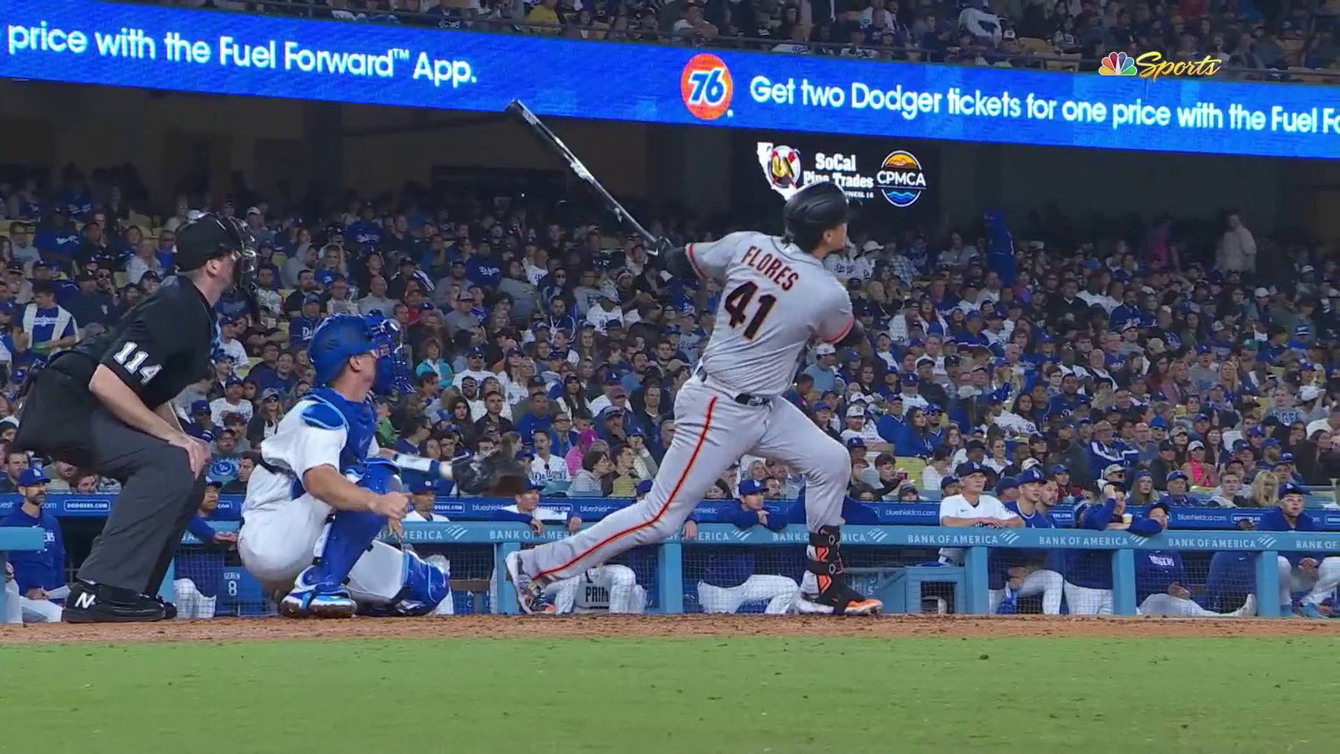 Giants Rookie Got Baseball Back from Fan Because He Hit Homer Off Kershaw -  Inside the Dodgers