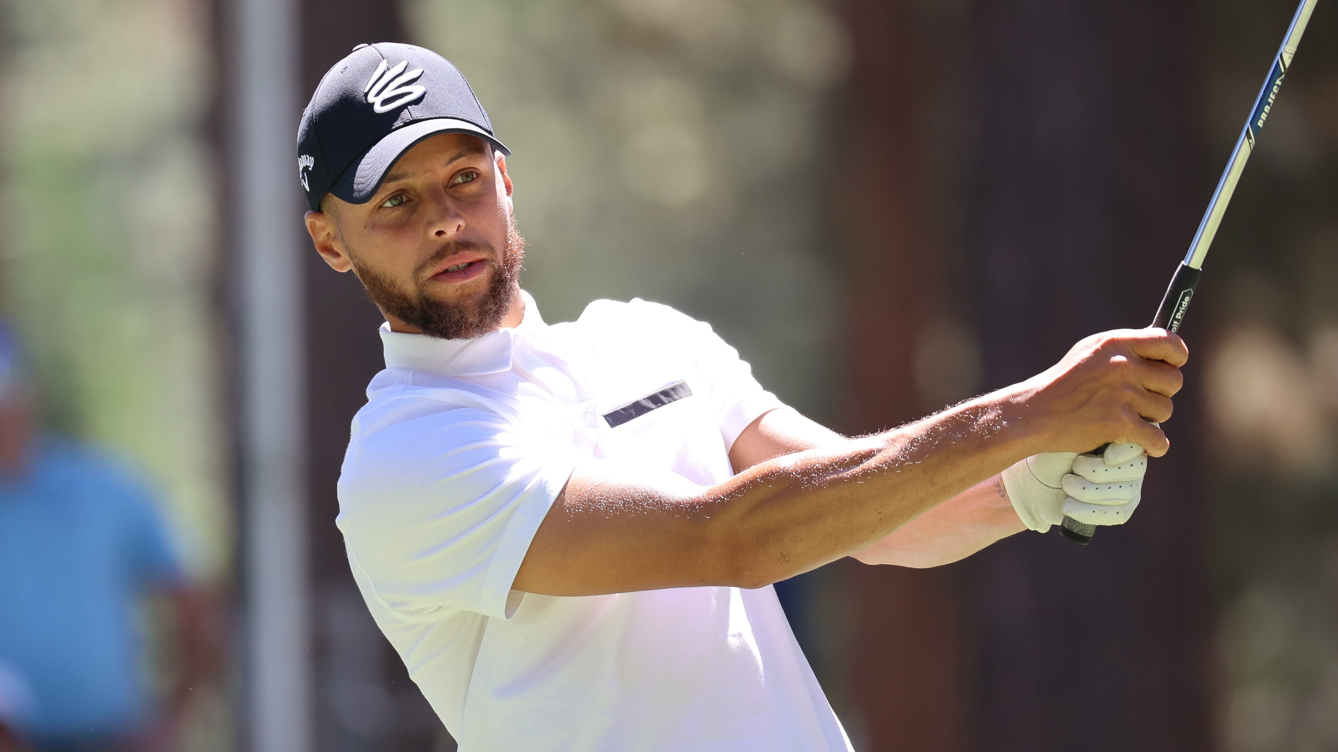 Steph Curry tops American Century Championship leaderboard entering final round