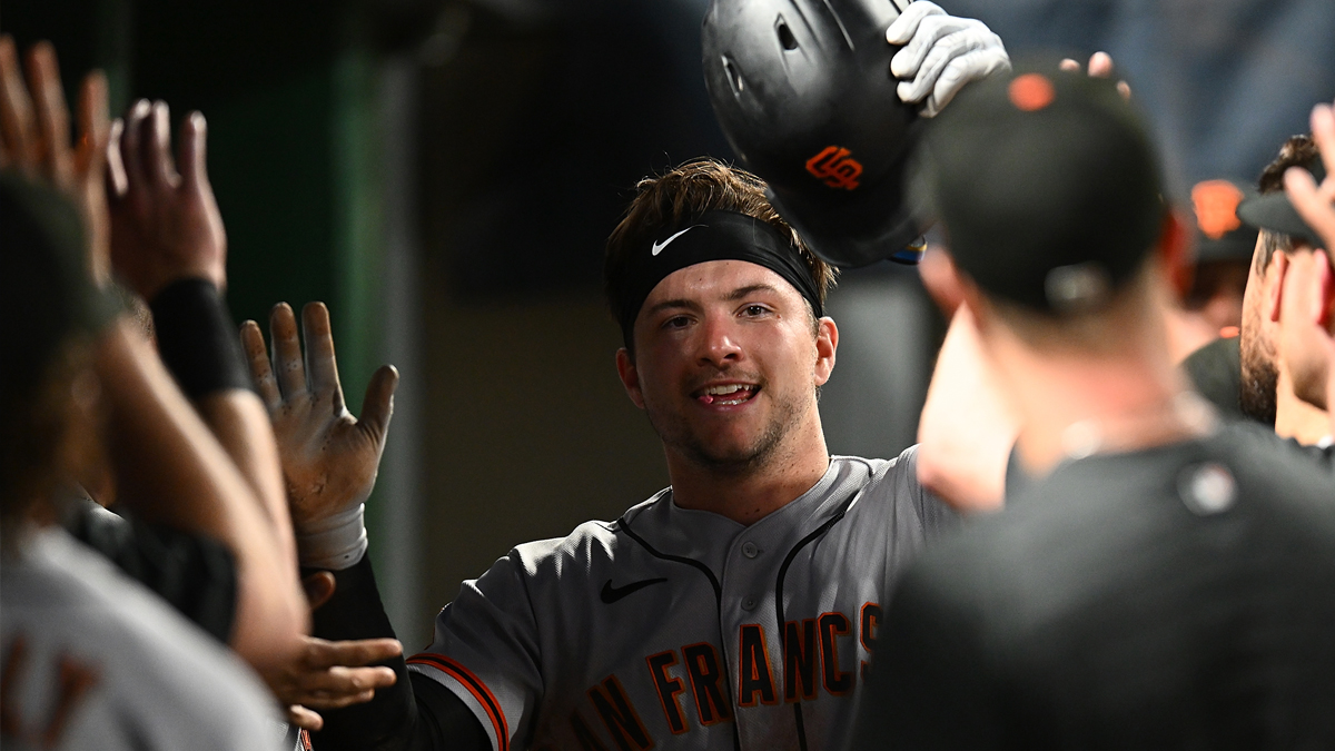 SF Giants hold off Athletics on 6-4 win