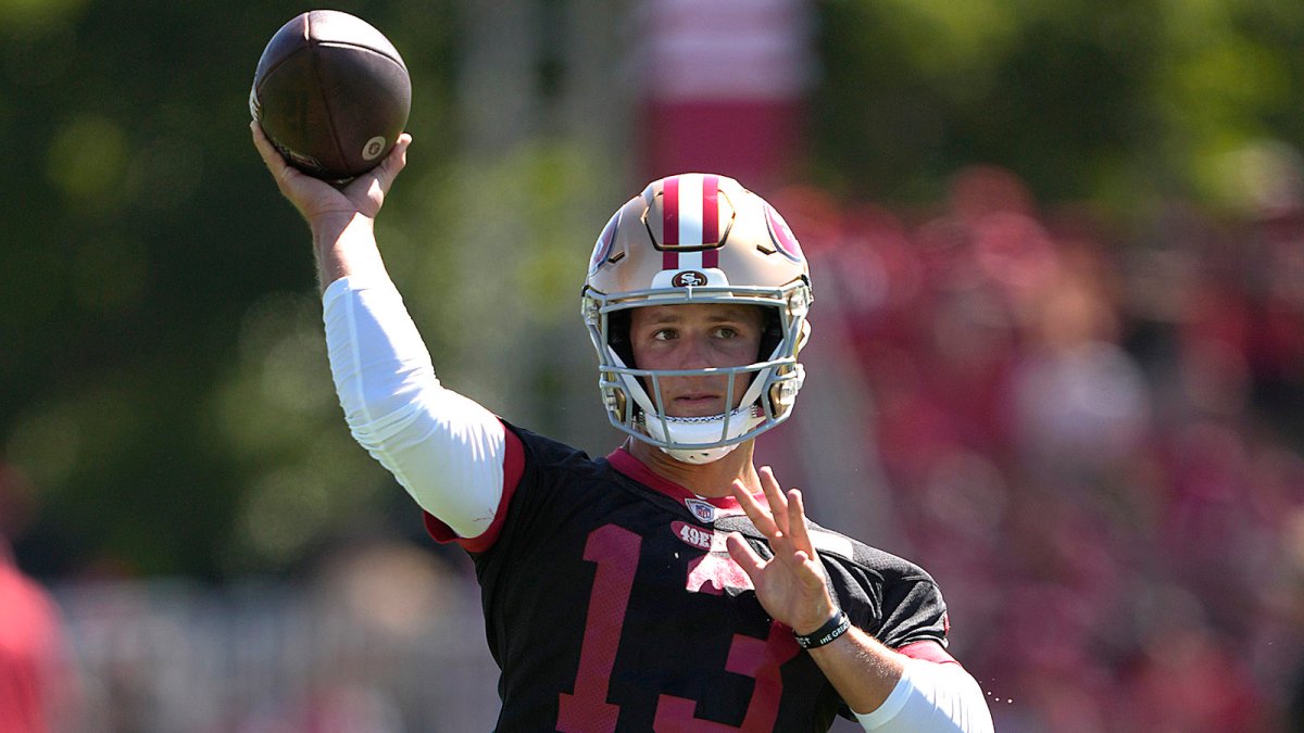 49ers training camp report: Brock Purdy-Deebo Samuel connection strong as  ever – NBC Sports Bay Area & California