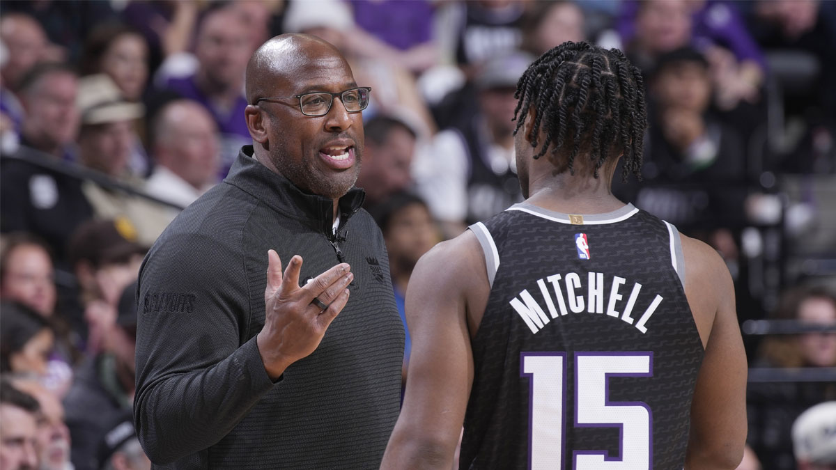 How Mike Brown and the Sacramento Kings are preparing for a season