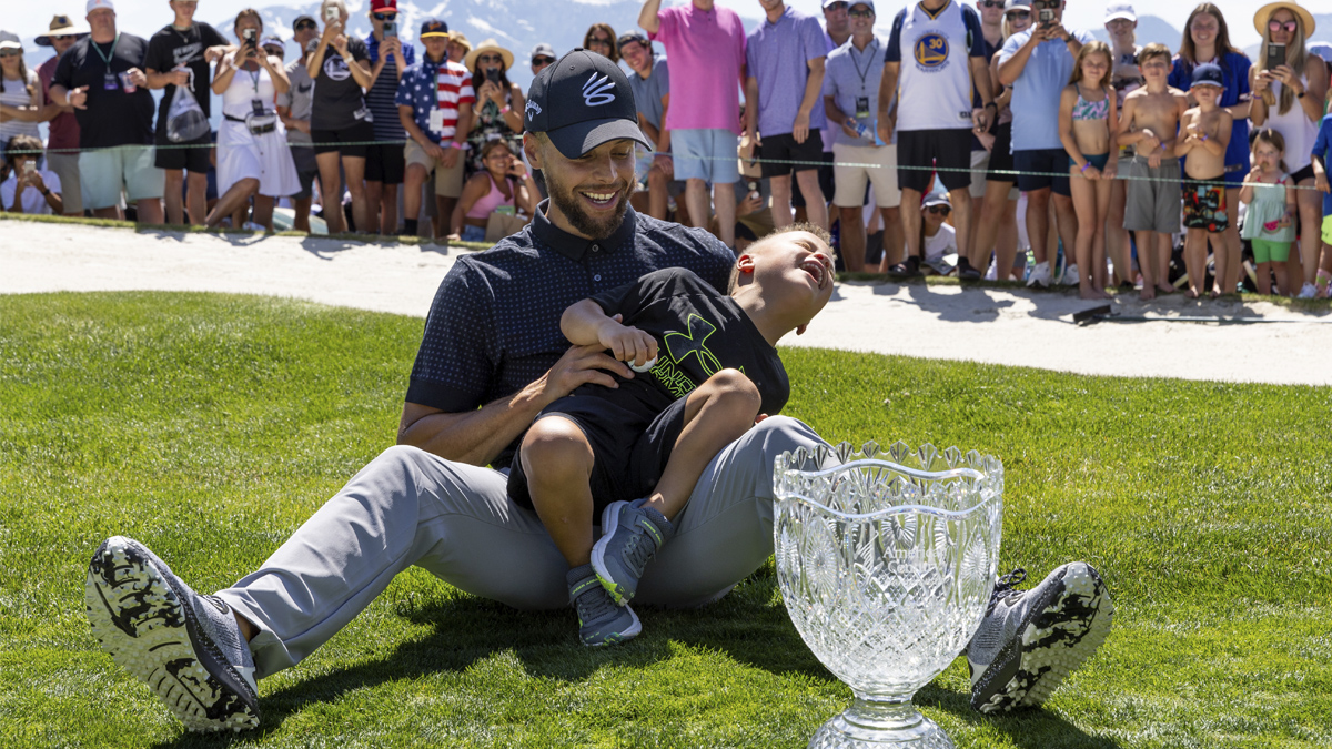 Watch Steph Curry's adorable moment with son Canon after ACC title win –  NBC Sports Bay Area & California