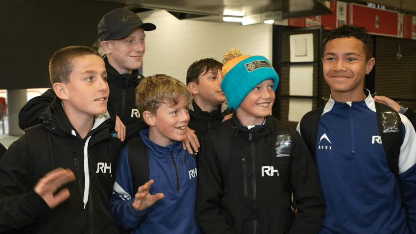 Kids excitedly gather at World Cup in New Zealand