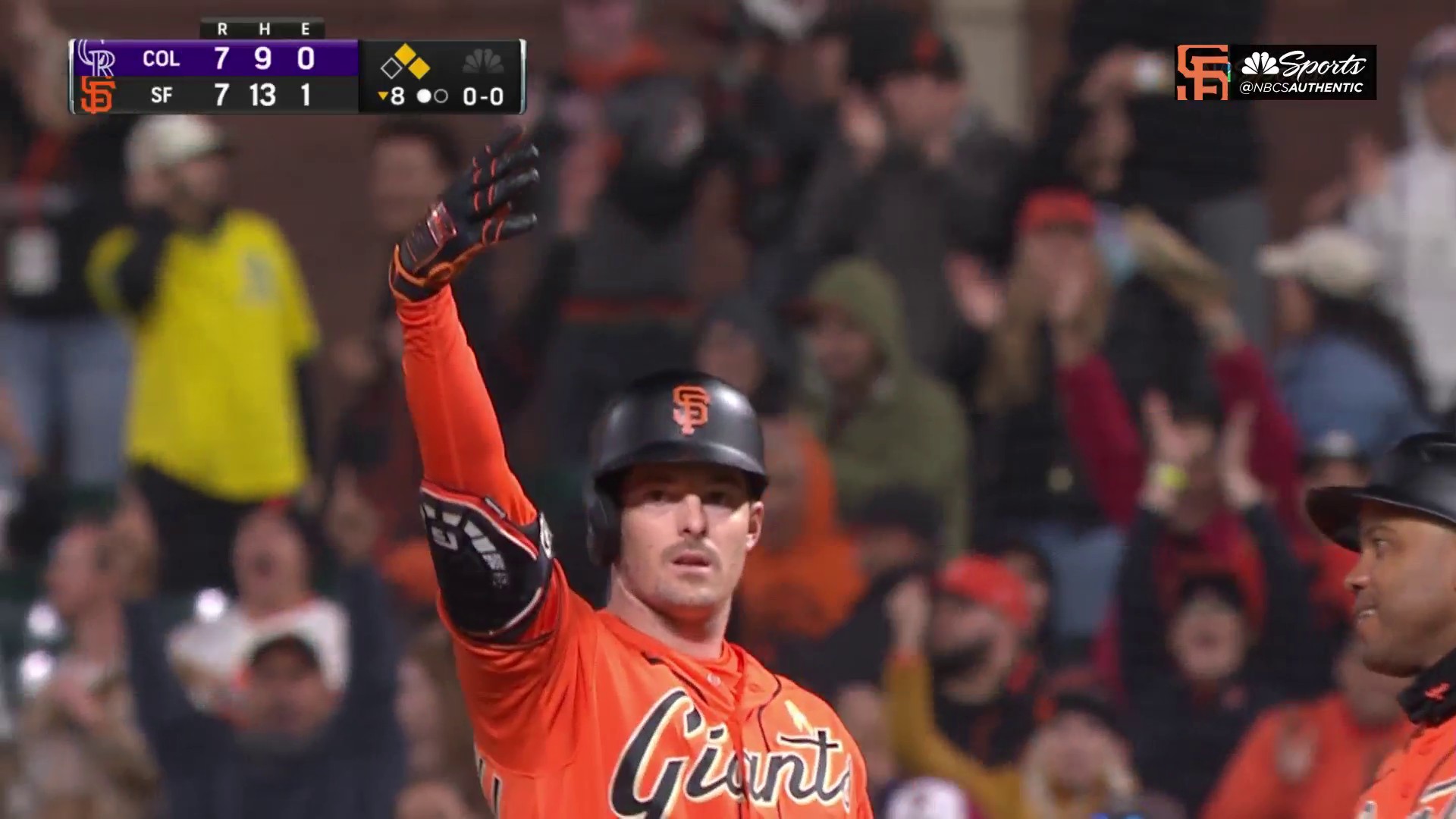 Giants edge A's, end six-game losing streak