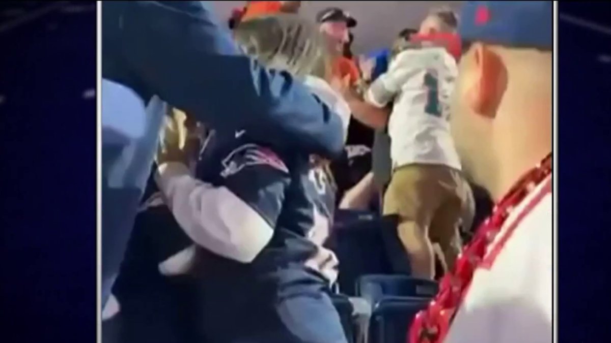 Miami Dolphins fan fight: Patriots fan dies after punch at NFL game