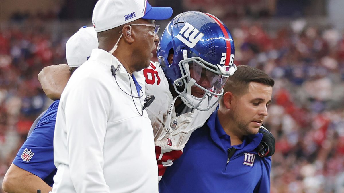 NFL news: Giants' Saquon Barkley suffers ankle injury in Week 2