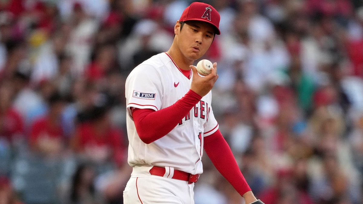 MLB: Shohei Ohtani missed only his third game of the season for the Angels,  who scratched the two-way superstar about an hour before first pitch after  he strained his right oblique muscles