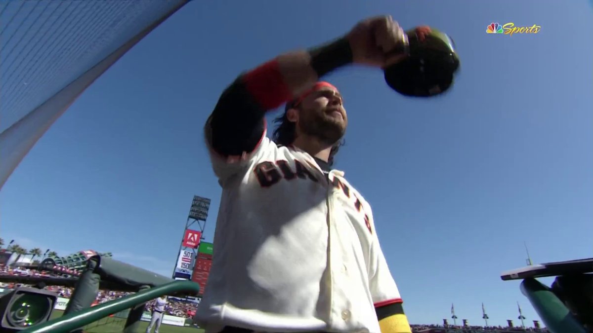 Crawford takes field with ovation, 10/01/2023