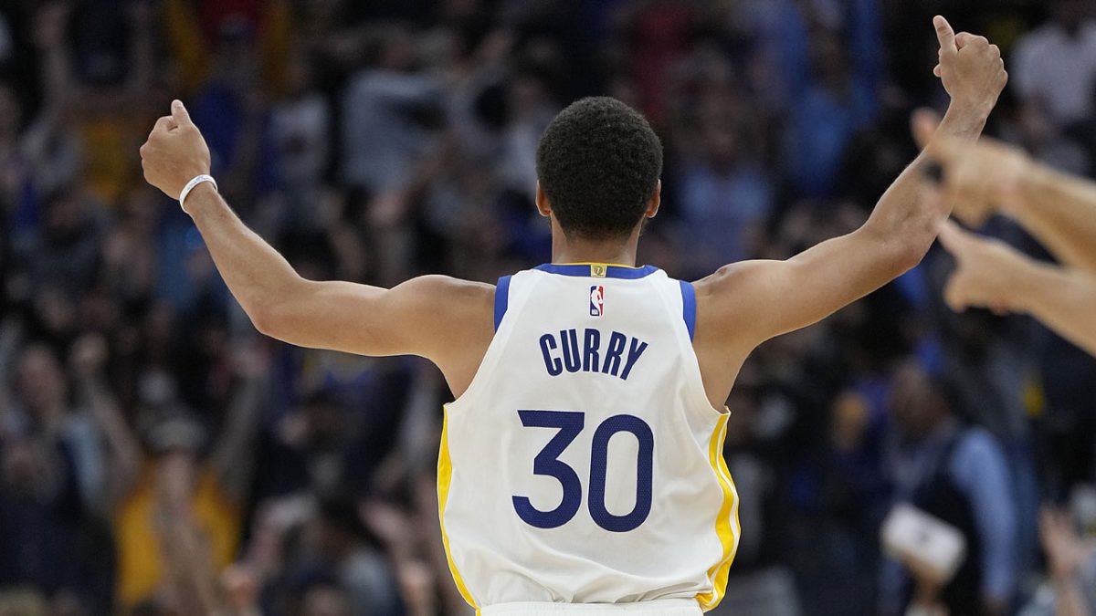 Steph Curry dagger caps late comeback vs. Kings – NBC Sports Bay Area & California
