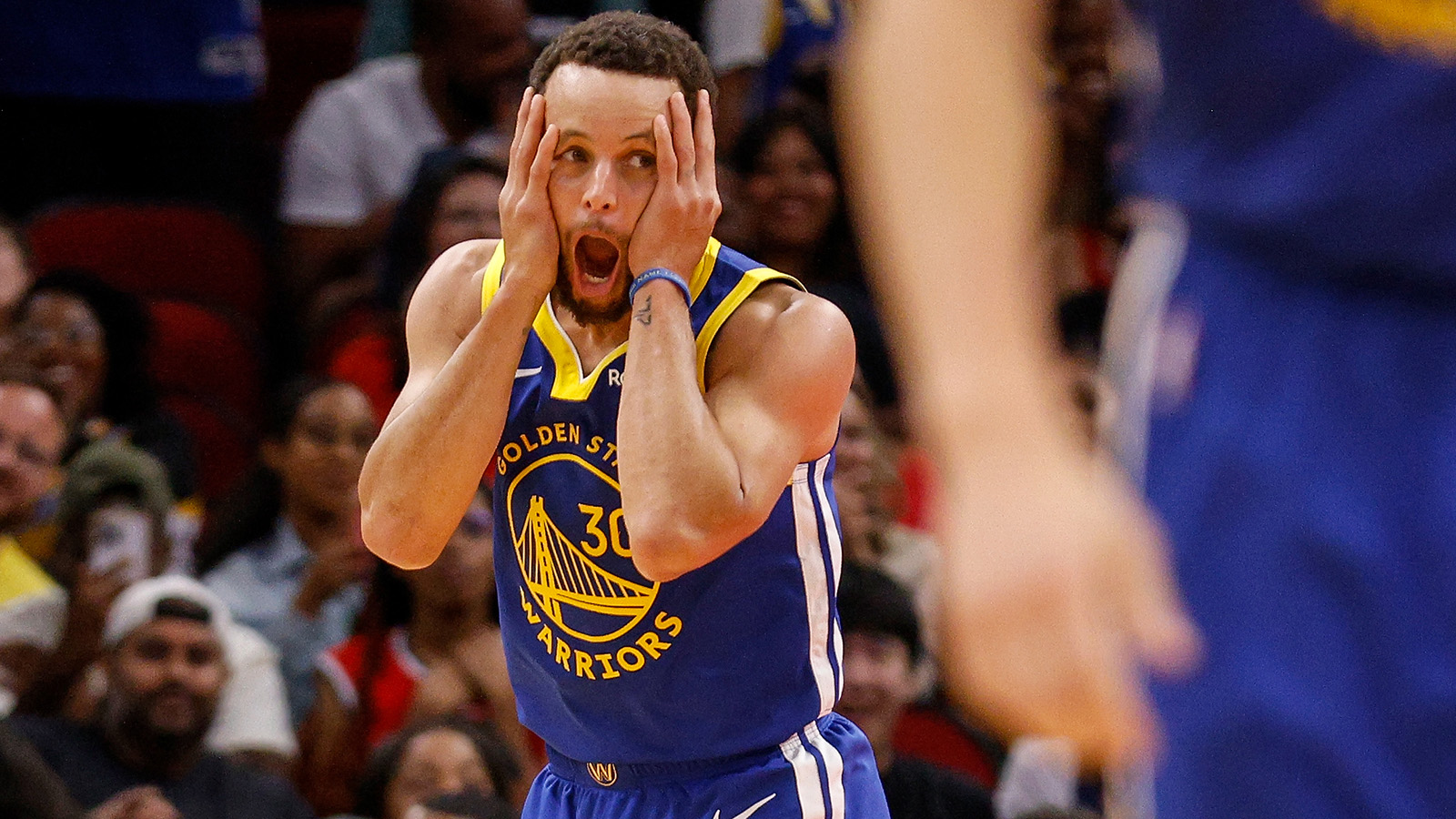Warriors observations: Steph Curry flurry ignites road win vs. Rockets – NBC Sports Bay Area & California