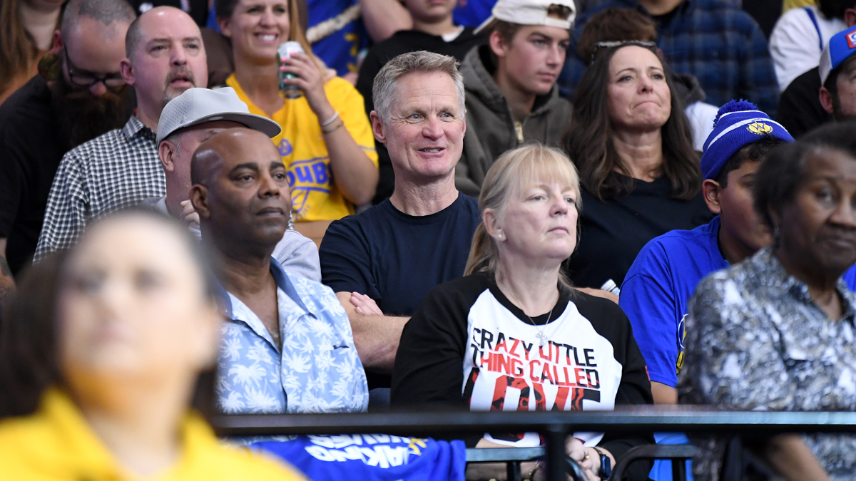 Steve Kerr soaks in extra special Santa Cruz Warriors season opener