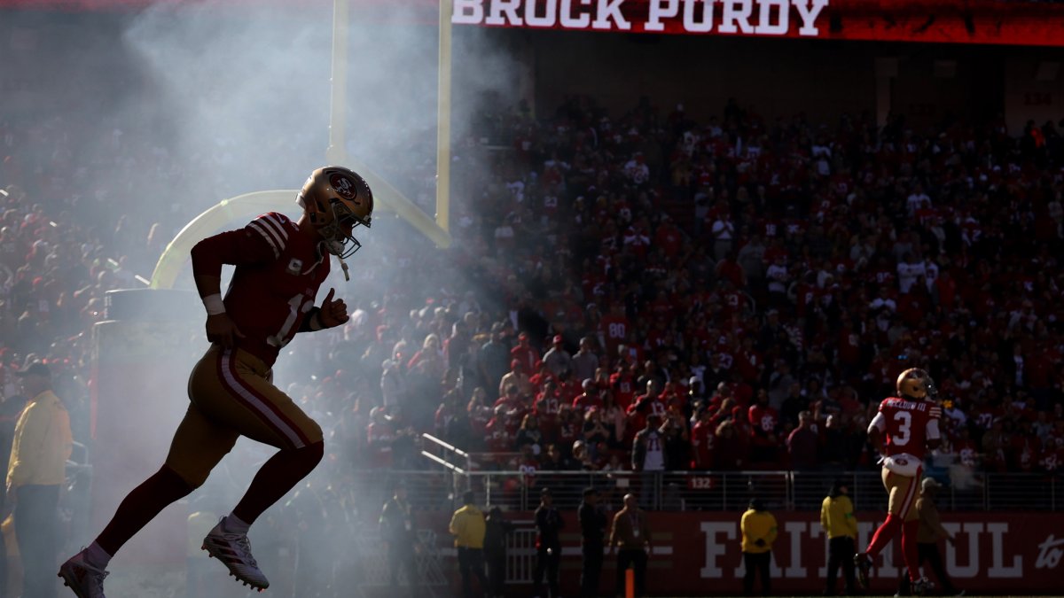 ブロック・パーディは49ersのQBとしての地位を確立しようとして肩に「欠け」がある – NBCスポーツ・ベイエリア＆カリフォルニア