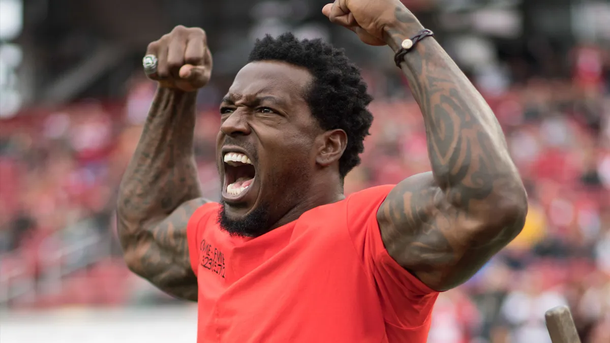 49ers’ Patrick Willis is Pro Football Hall of Fame Class of 2024 finalist – NBC Sports Bay Area & California