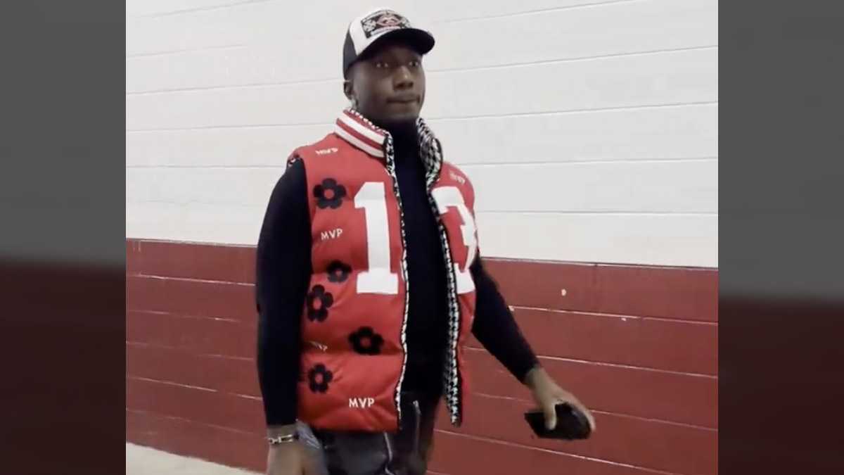 Deebo Samuel Rocks Brock Purdy MVP Vest Before 49ers Vs. Commanders ...