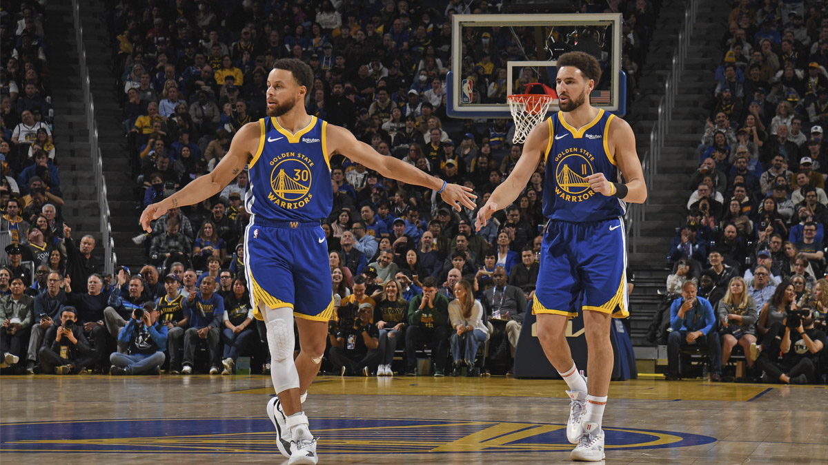 Steph Curry calls it ‘weird’ seeing Klay Thompson come off Warriors ...