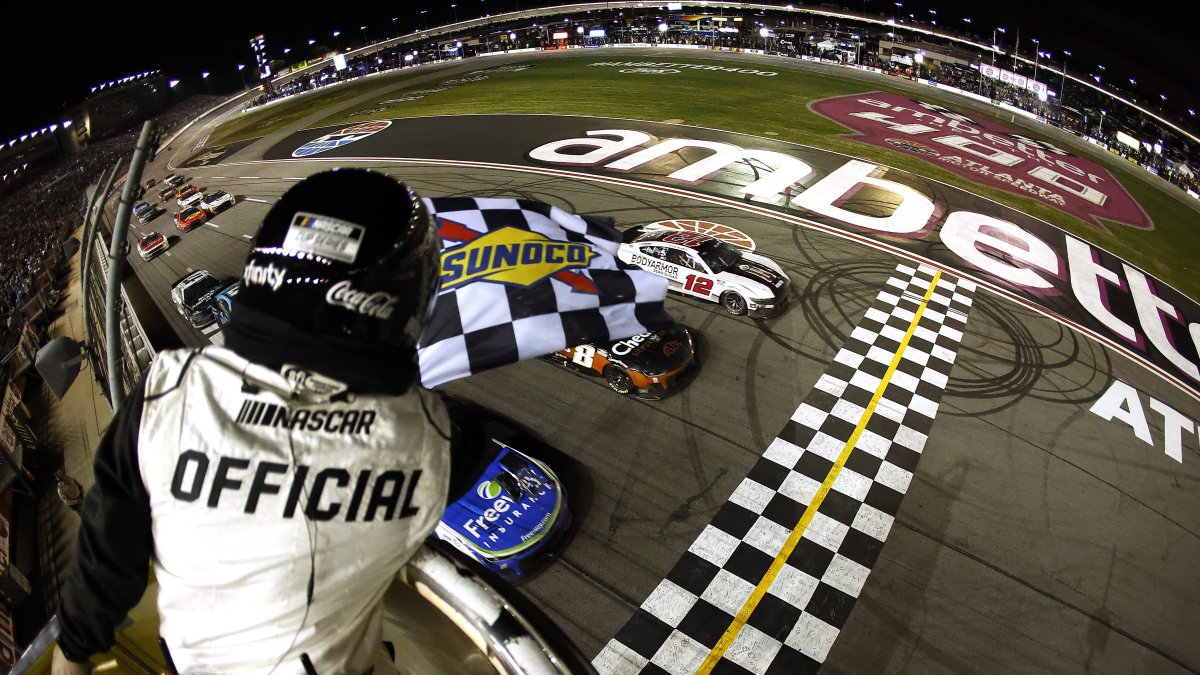 Daniel Suarez Tops 3-Wide Finish for Cup Series Win at Atlanta