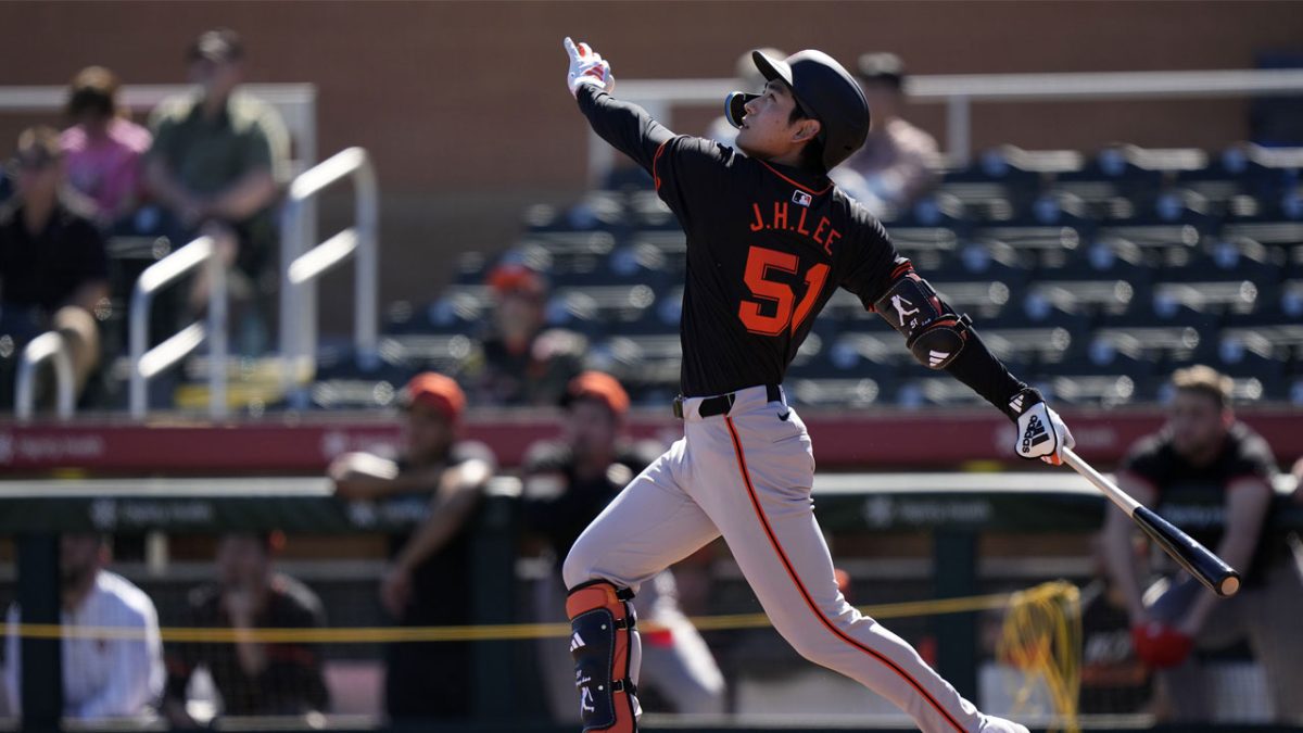 Watch Jung Hoo Lee blast first Giants spring training homer vs. D-backs ...