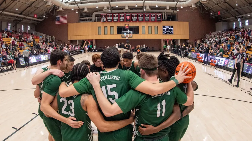 ALLSTON, MA – FEBRUARY 10: Dartmouth Big Green players huddle as a team before the college basketball game between the Dartmouth Big Green and the Harvard Crimson on February 10, 2024, at Lavietes Pavilion in Allston, MA. (Photo by Erica Denhoff/Icon Sportswire via Getty Images)