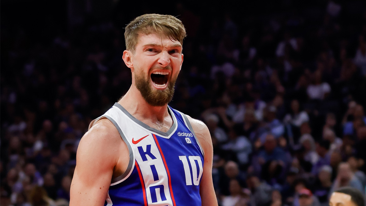 Sabonis becomes seventh player in NBA history with 77 double-doubles