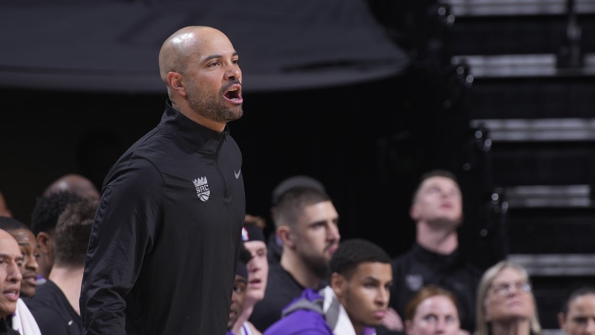 Report: Nets plan to hire Kings assistant Fernandez as head coach