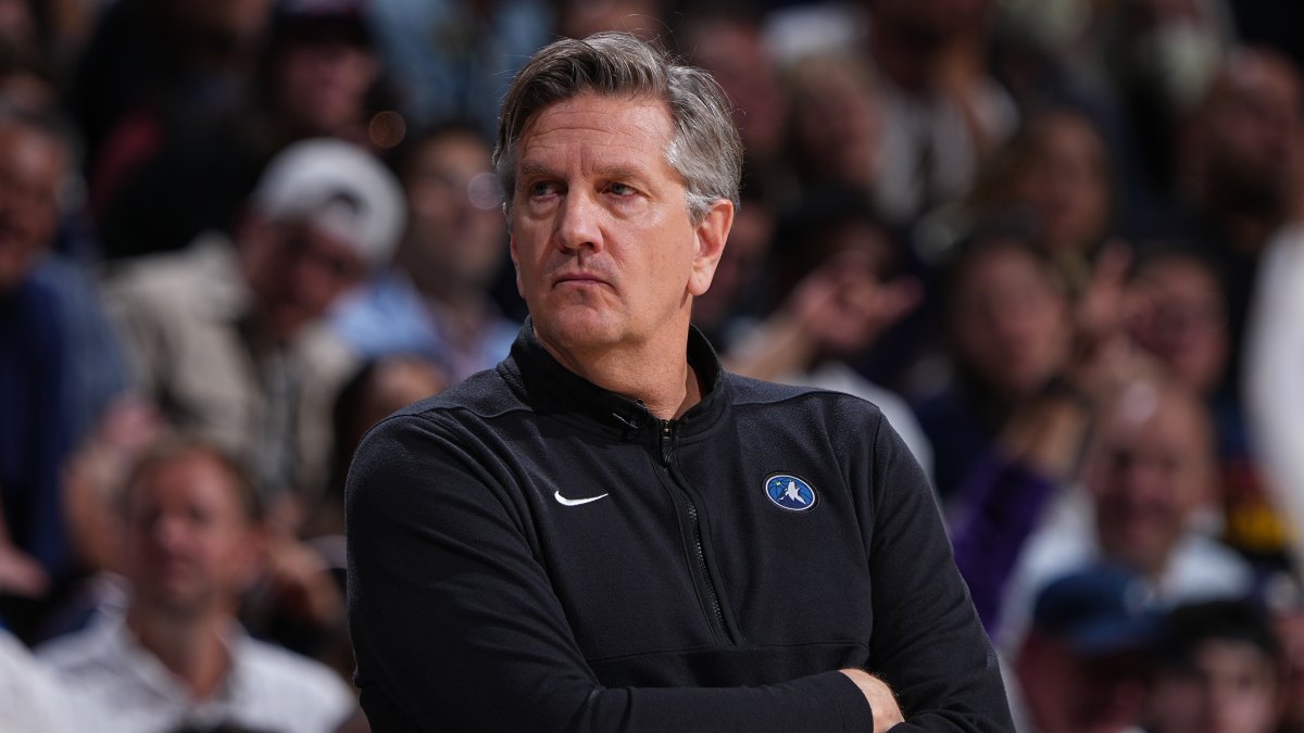 Minnesota Timberwolves head coach Chris Finch injured during Game 4