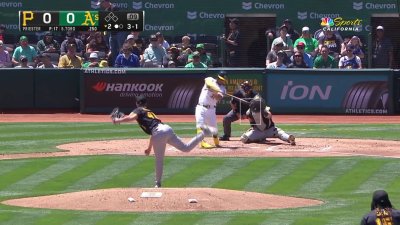 Toro slams homer to give A's lead over Pirates
