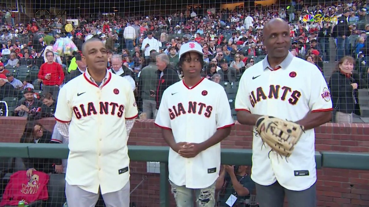 Willie Mays’ son, Michael, accompanies scholar for first pitch vs Cubs ...